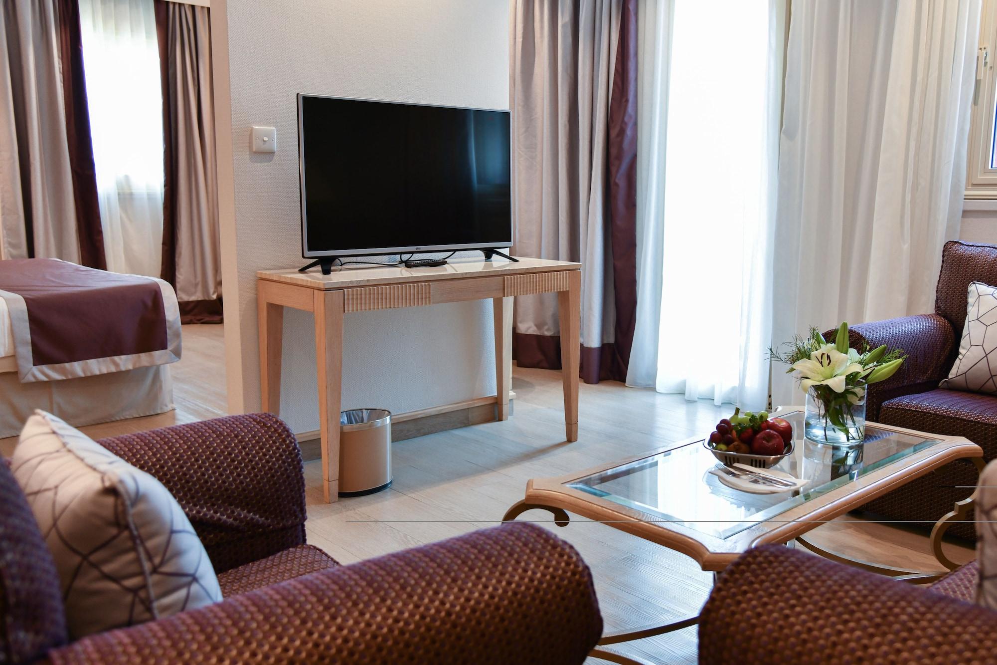Curium Palace Hotel Limassol Eksteriør billede