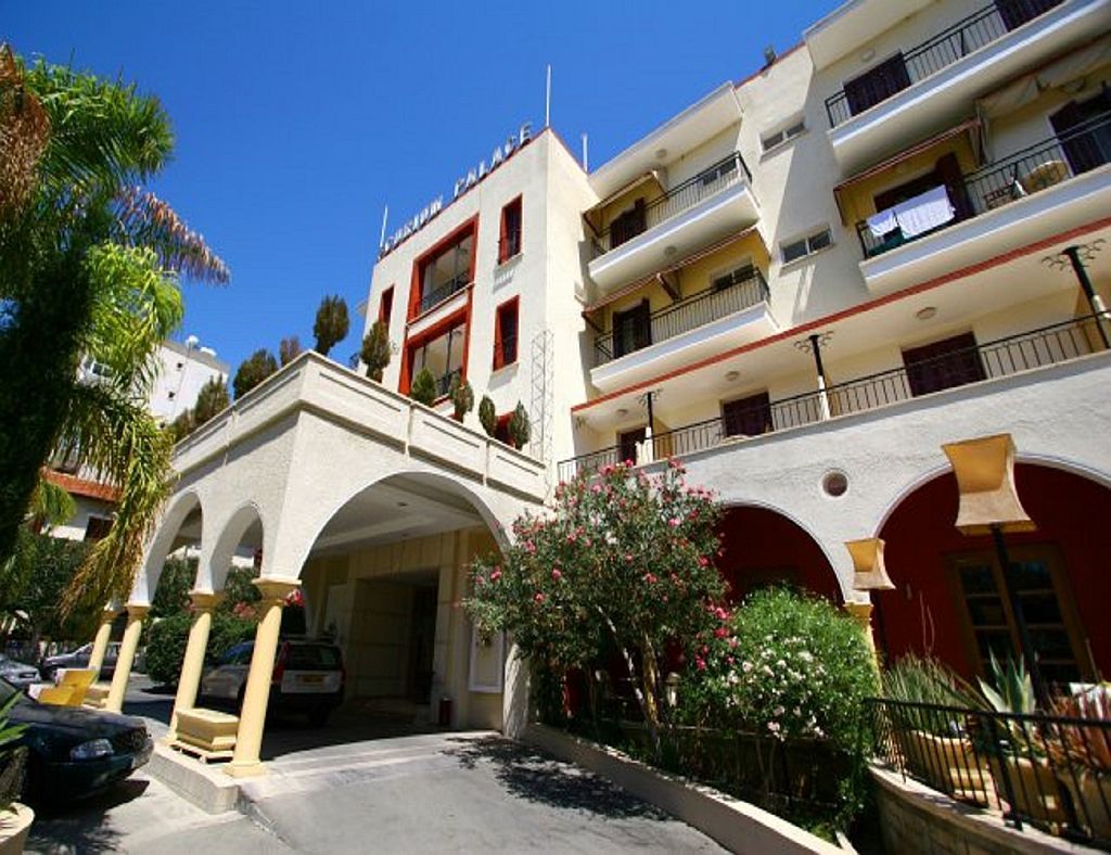 Curium Palace Hotel Limassol Eksteriør billede