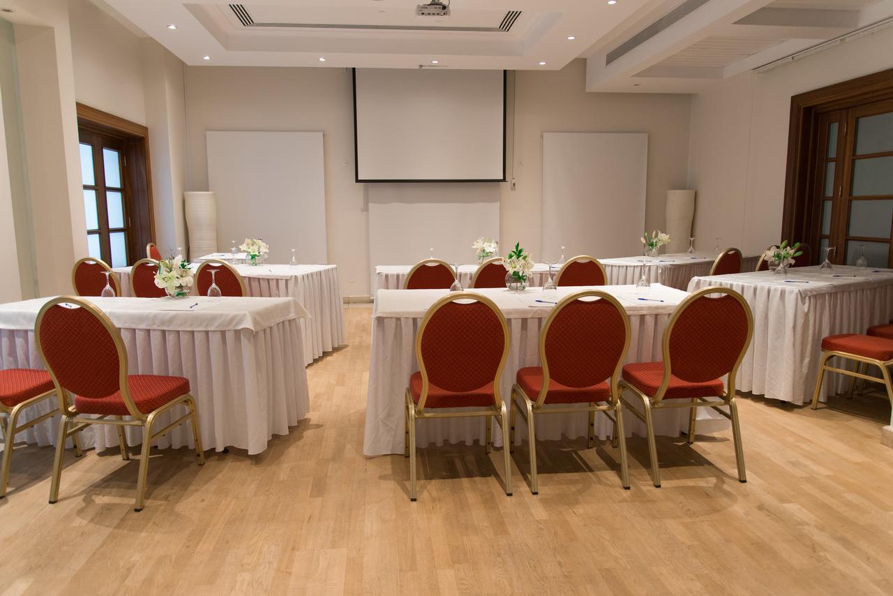 Curium Palace Hotel Limassol Eksteriør billede