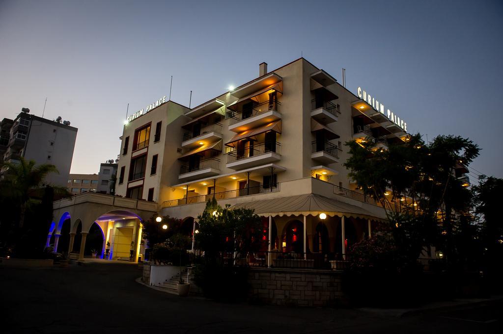 Curium Palace Hotel Limassol Eksteriør billede